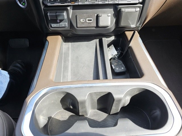 Used 2023 GMC Sierra 3500 SLT w/ SLT Premium Package image 19