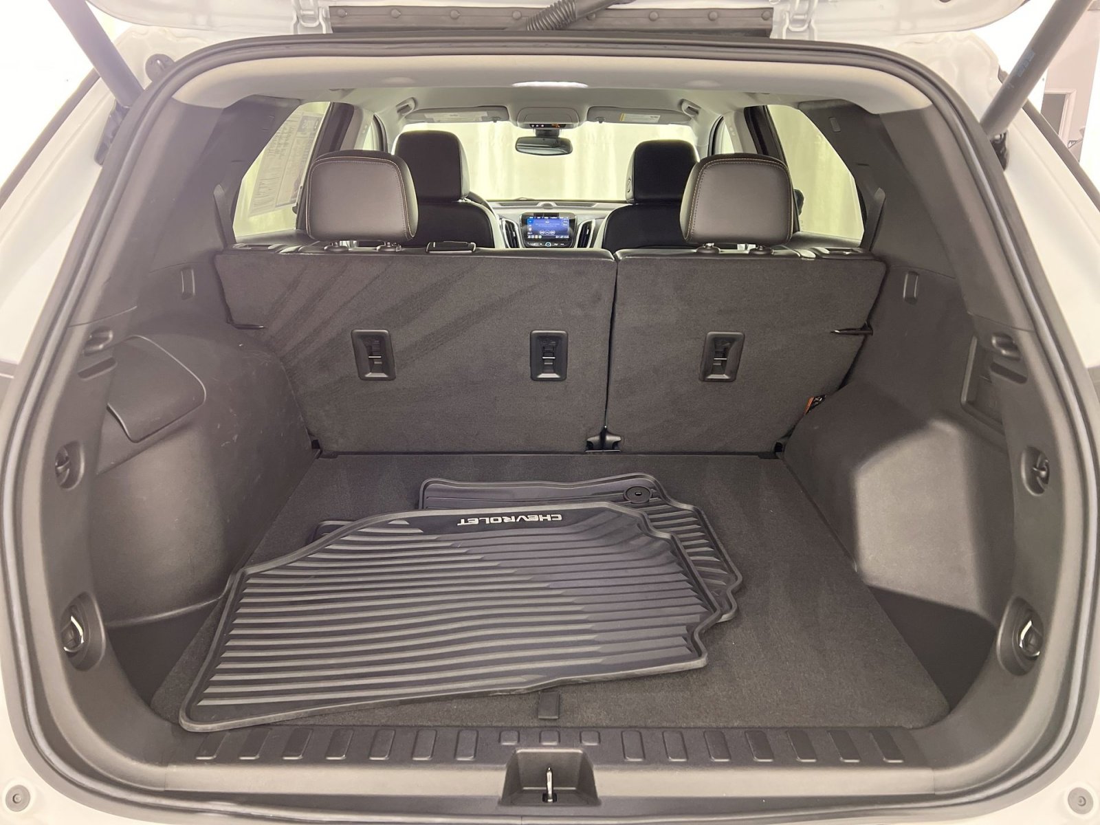 Used 2022 Chevrolet Equinox Premier image 25