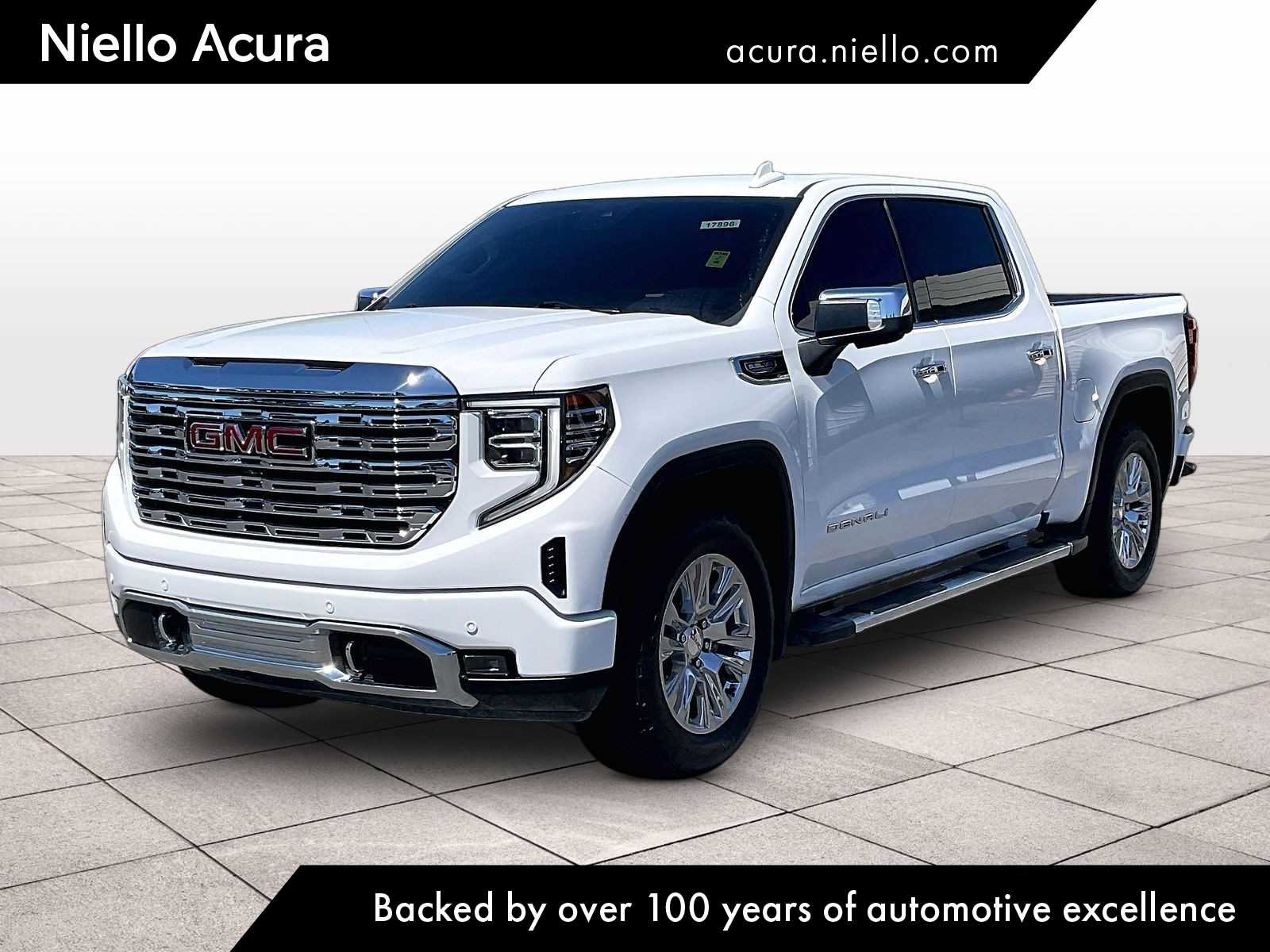 Used 2022 GMC Sierra 1500 Denali AWD/4WD image 1
