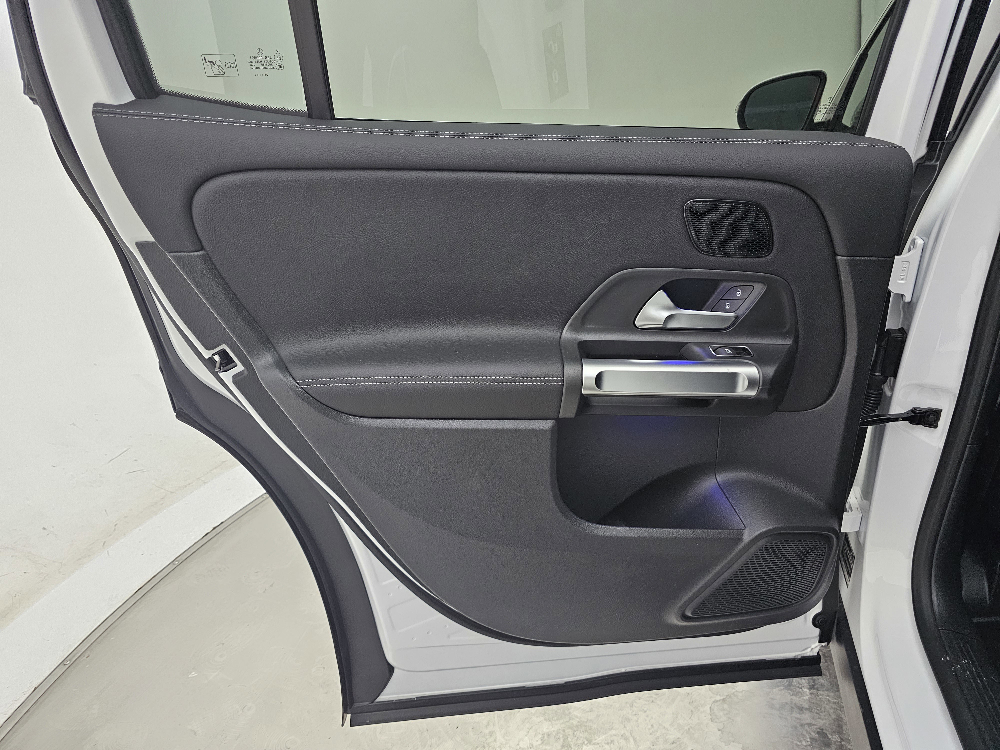 New 2026 Mercedes-Benz GLB 250 4MATIC image 24