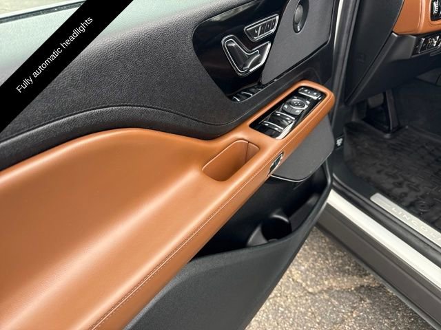 Certified 2023 Lincoln Aviator Reserve w/ Equipment Group 201A image 15