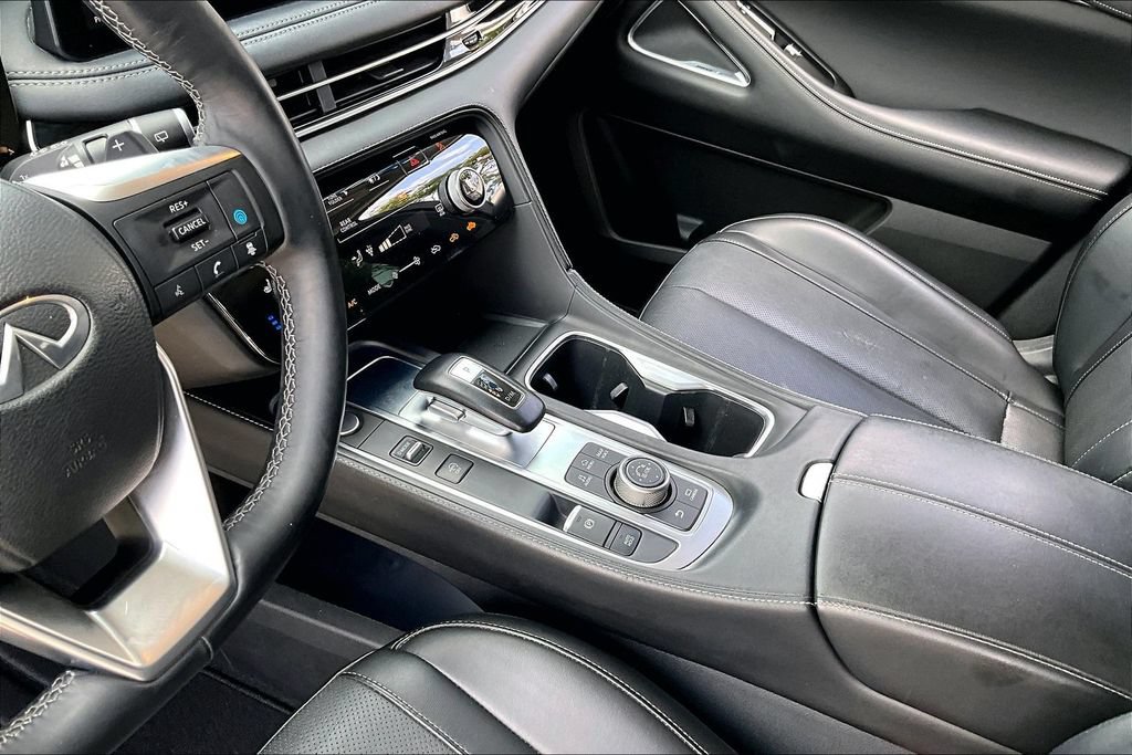 Certified 2023 INFINITI QX60 Sensory w/ Cargo Package FWD image 19