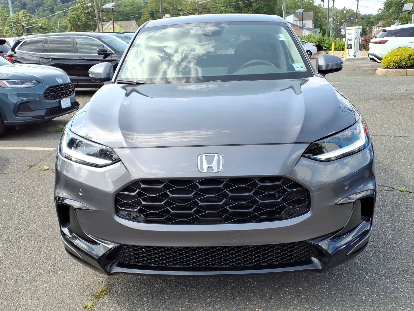 Certified 2024 Honda HR-V EX-L image 2