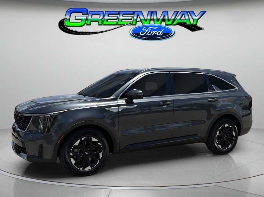 Used 2025 Kia Sorento S