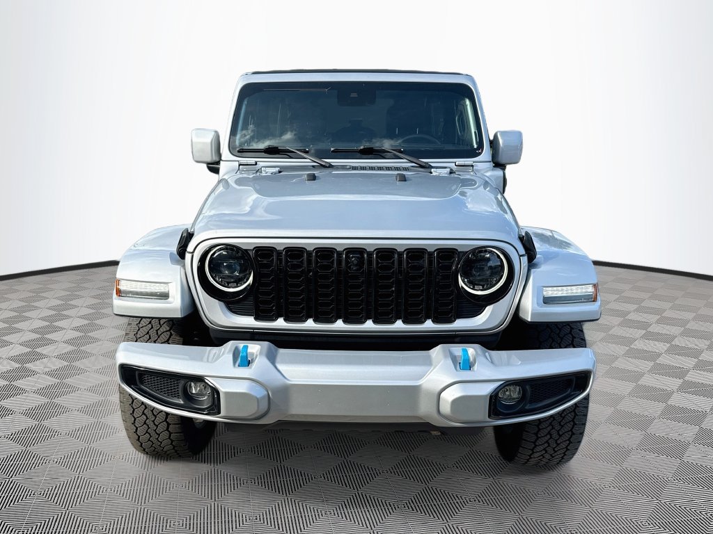 Used 2024 Jeep Wrangler High Altitude AWD/4WD image 2