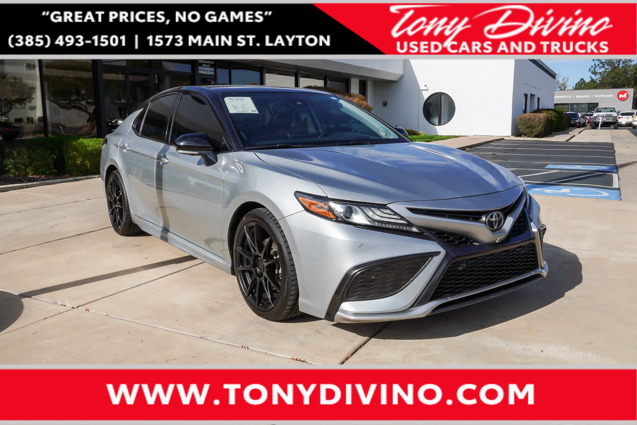 Used 2021 Toyota Camry XSE w/ Navigation Package FWD image 1