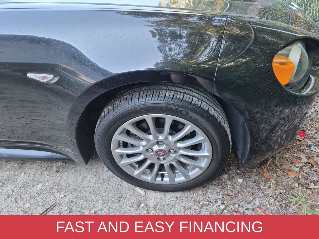 Used 2017 FIAT 124 Spider Classica RWD image 4