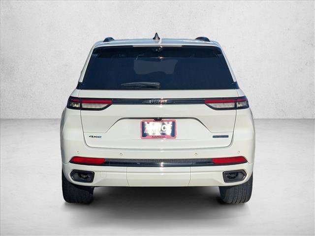 Used 2023 Jeep Grand Cherokee 30th Anniversary AWD/4WD image 6
