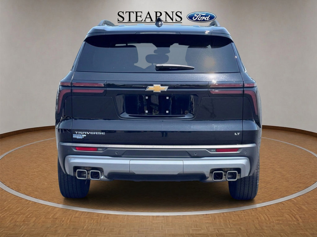 Used 2024 Chevrolet Traverse LT FWD image 17