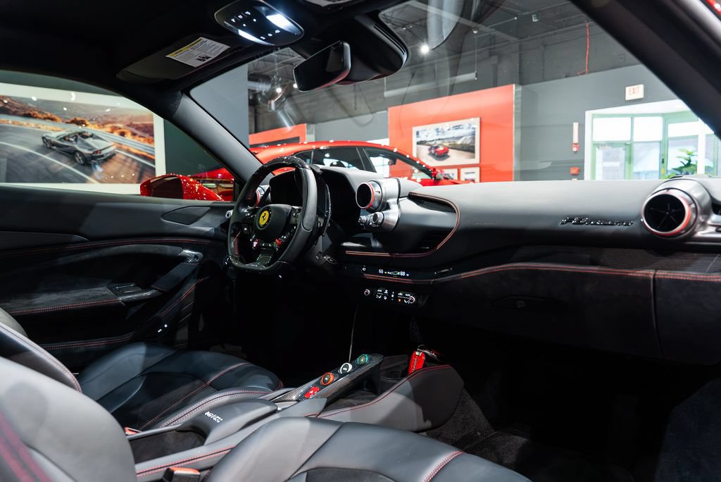 Certified 2021 Ferrari F8 Tributo RWD image 45