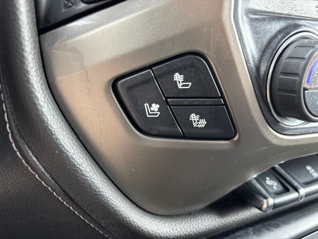 Used 2017 Chevrolet Silverado 1500 High Country RWD image 35
