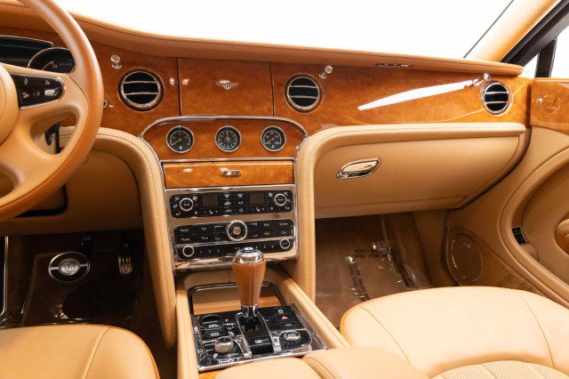 Used 2012 Bentley Mulsanne image 14