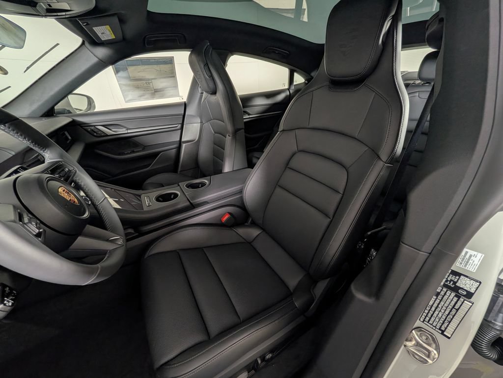 New 2026 Porsche Taycan AWD/4WD image 5