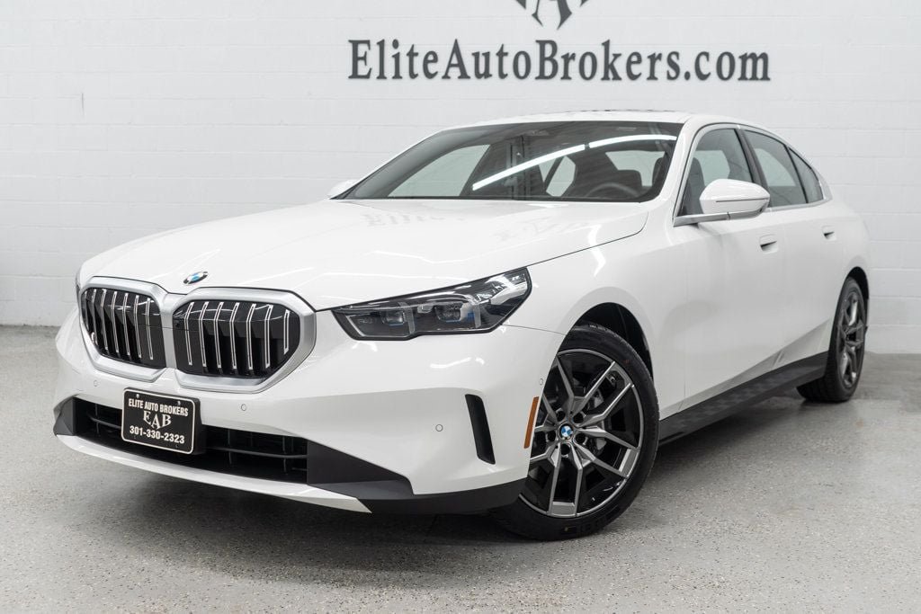 Used 2026 BMW 530i xDrive AWD/4WD image 57