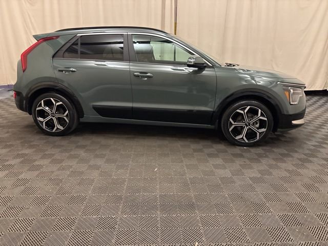 Certified 2023 Kia Niro EX Touring image 4