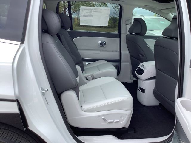 New 2026 Hyundai Ioniq 9 Limited image 3