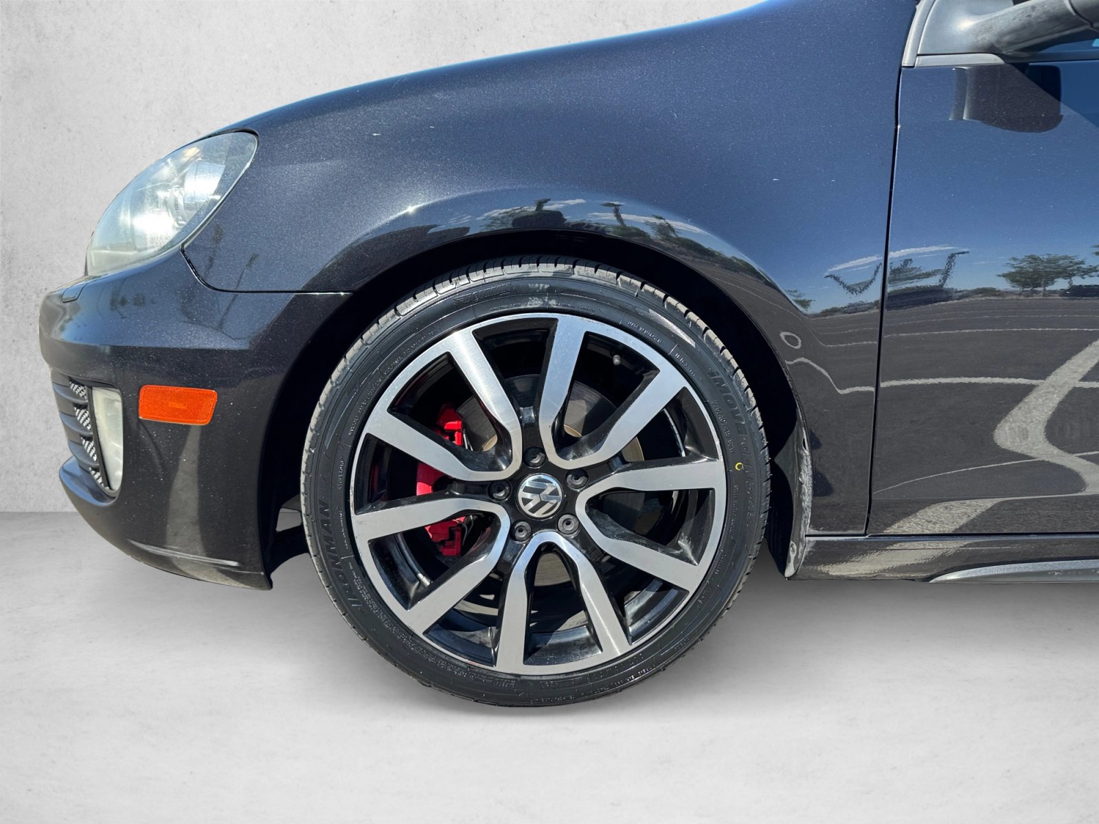 Used 2014 Volkswagen GTI Wolfsburg Edition FWD image 9