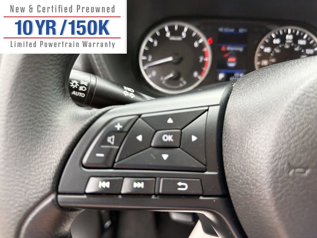 Used 2025 Nissan Sentra S image 19