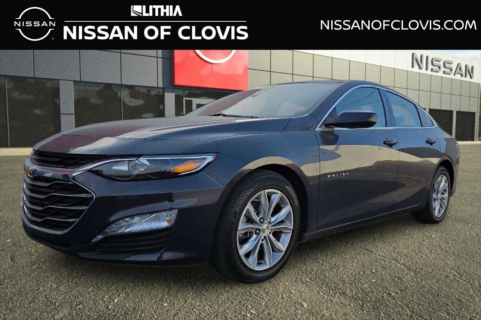 Used 2025 Chevrolet Malibu LT FWD image 1
