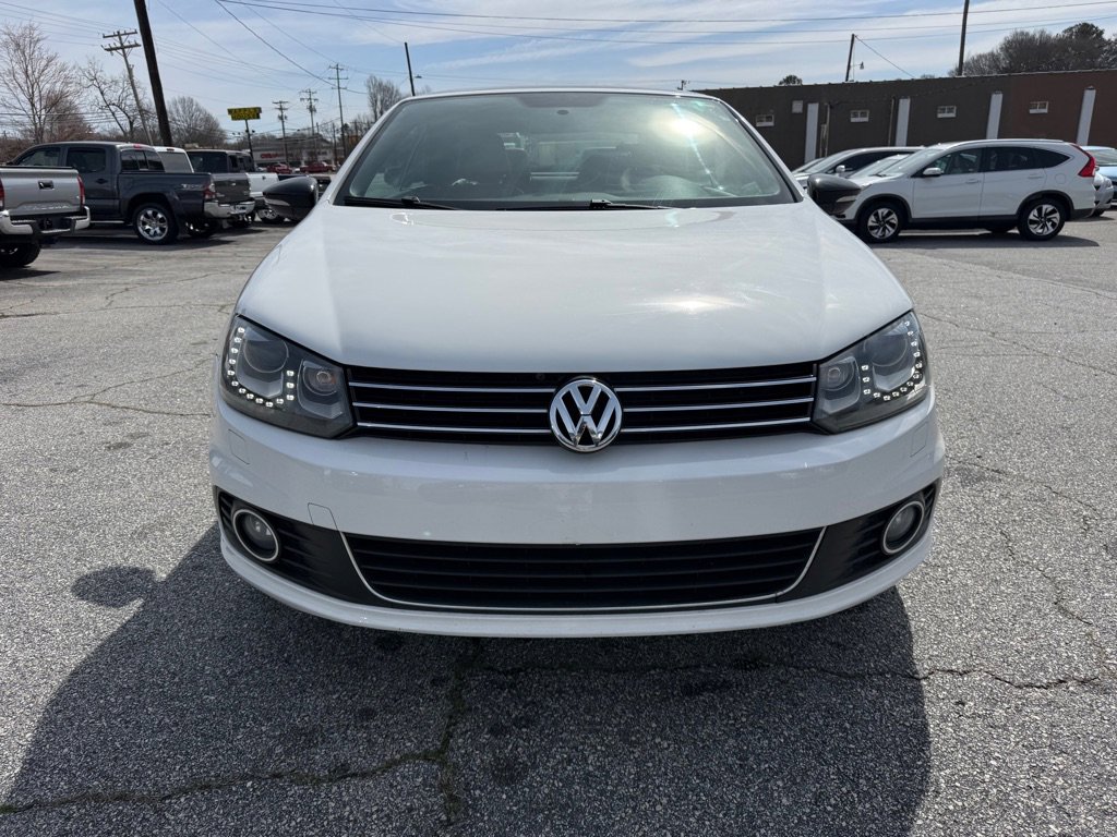 Used 2014 Volkswagen Eos image 2
