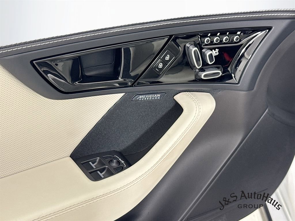 Used 2022 Jaguar F-TYPE Coupe image 24