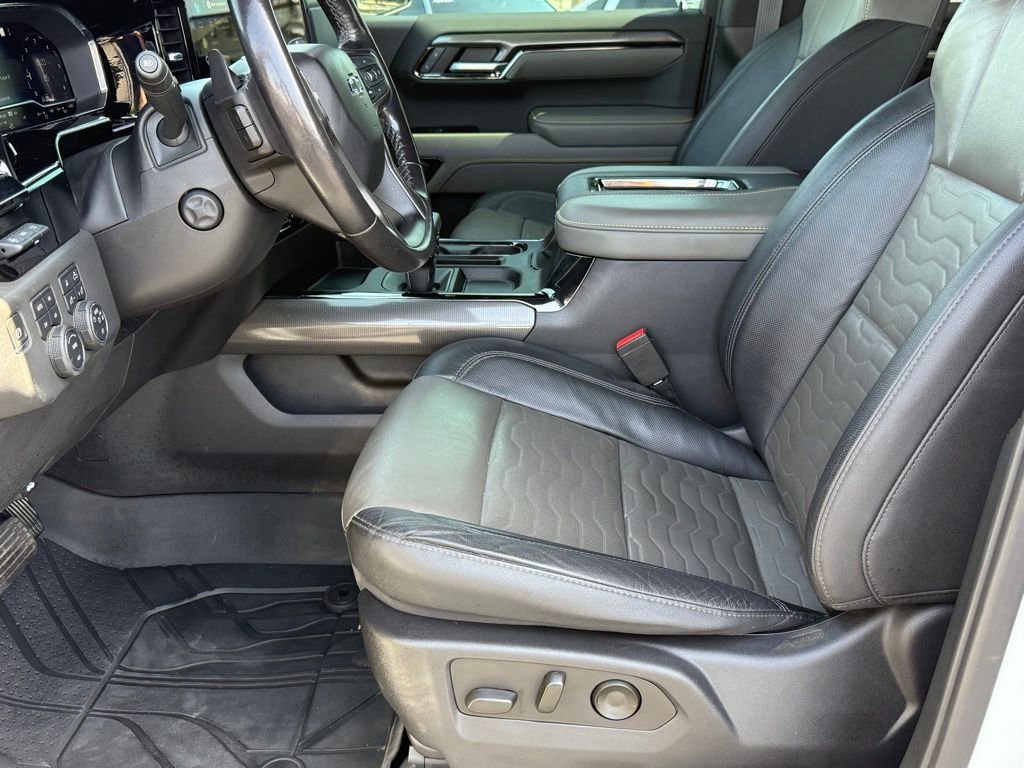 Used 2022 Chevrolet Silverado 1500 ZR2 w/ Technology Package image 18