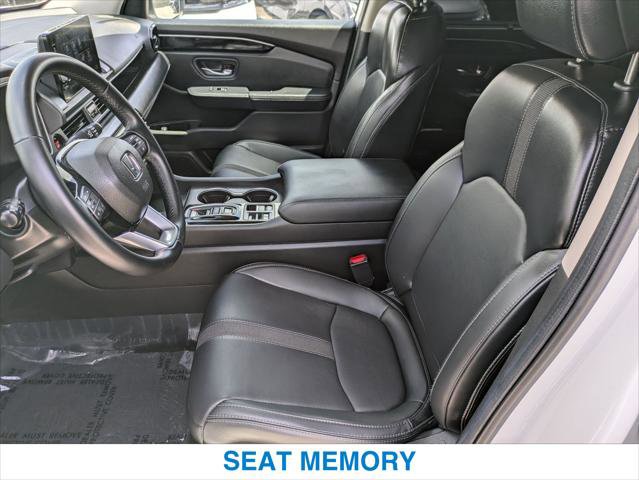 Certified 2025 Honda Pilot Touring image 20