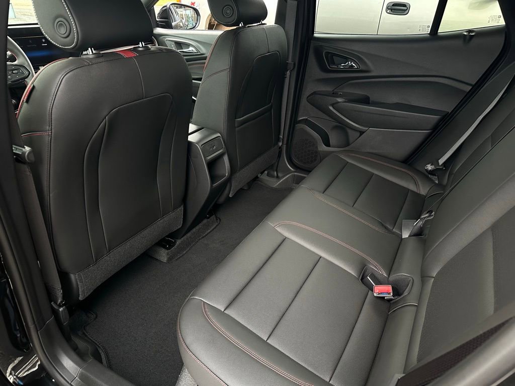 New 2026 Chevrolet Trax RS w/ Driver Confidence Package image 15