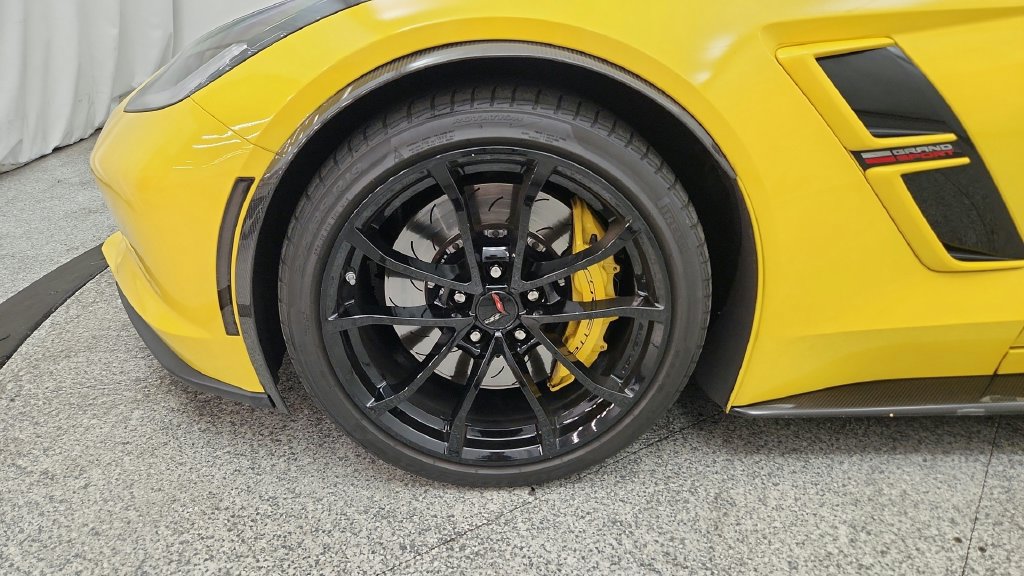 Used 2017 Chevrolet Corvette Grand Sport RWD image 16