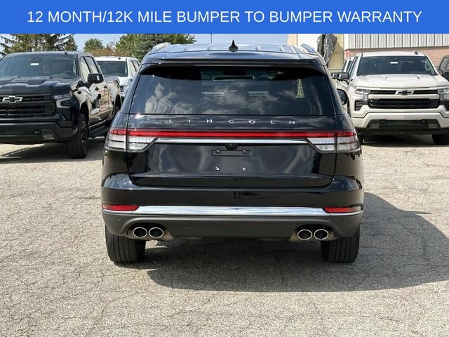 Used 2023 Lincoln Aviator Reserve AWD/4WD image 4