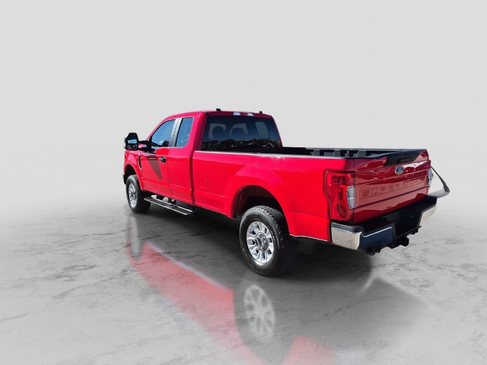 Used 2022 Ford F250 XL w/ STX Appearance Package AWD/4WD image 6