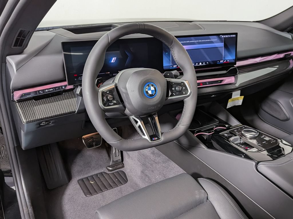 New 2027 BMW 550e xDrive w/ Premium Package AWD/4WD image 15