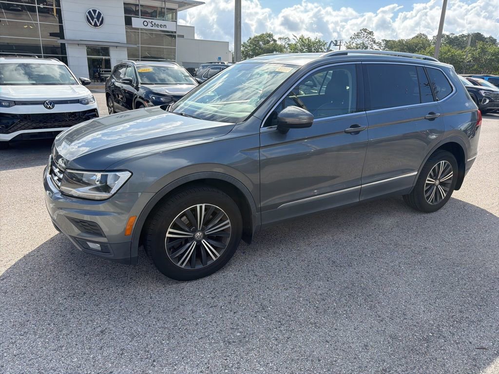 Used 2018 Volkswagen Tiguan SEL FWD image 1