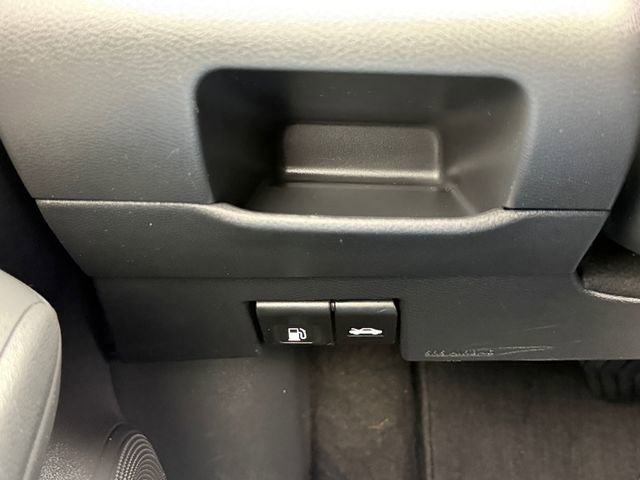 Used 2023 Nissan Kicks SV w/ Exterior Package image 17