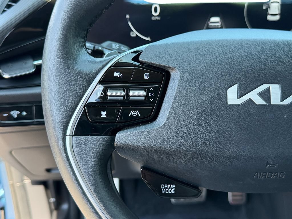 Certified 2023 Kia Niro Wave w/ Wave Preserve Package FWD image 20