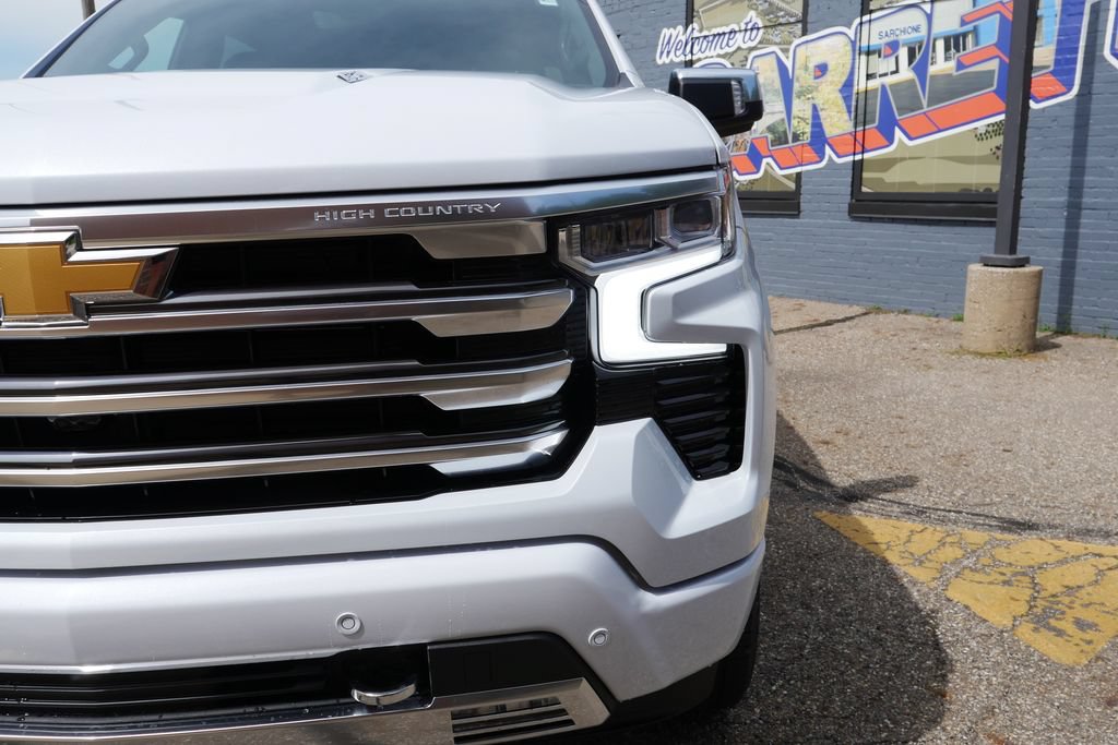 New 2026 Chevrolet Silverado 1500 High Country AWD/4WD image 3