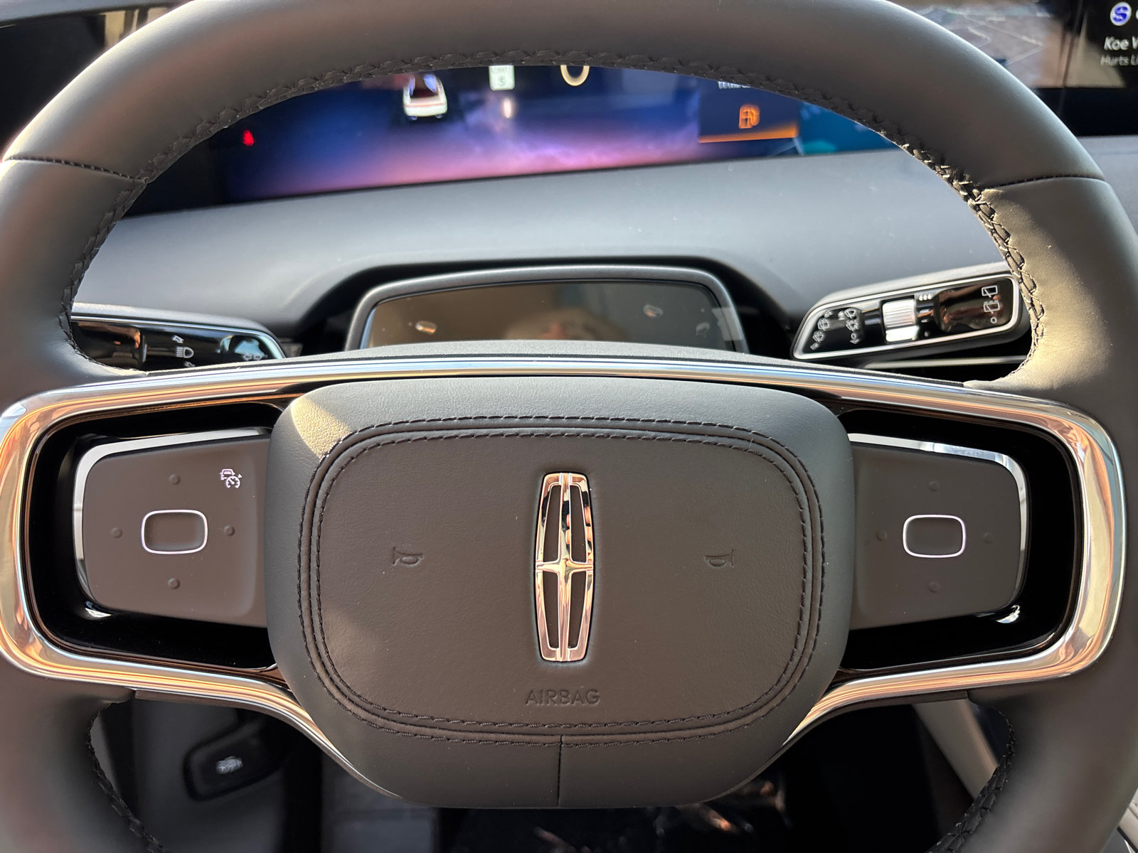 New 2026 Lincoln Nautilus Reserve AWD/4WD image 16