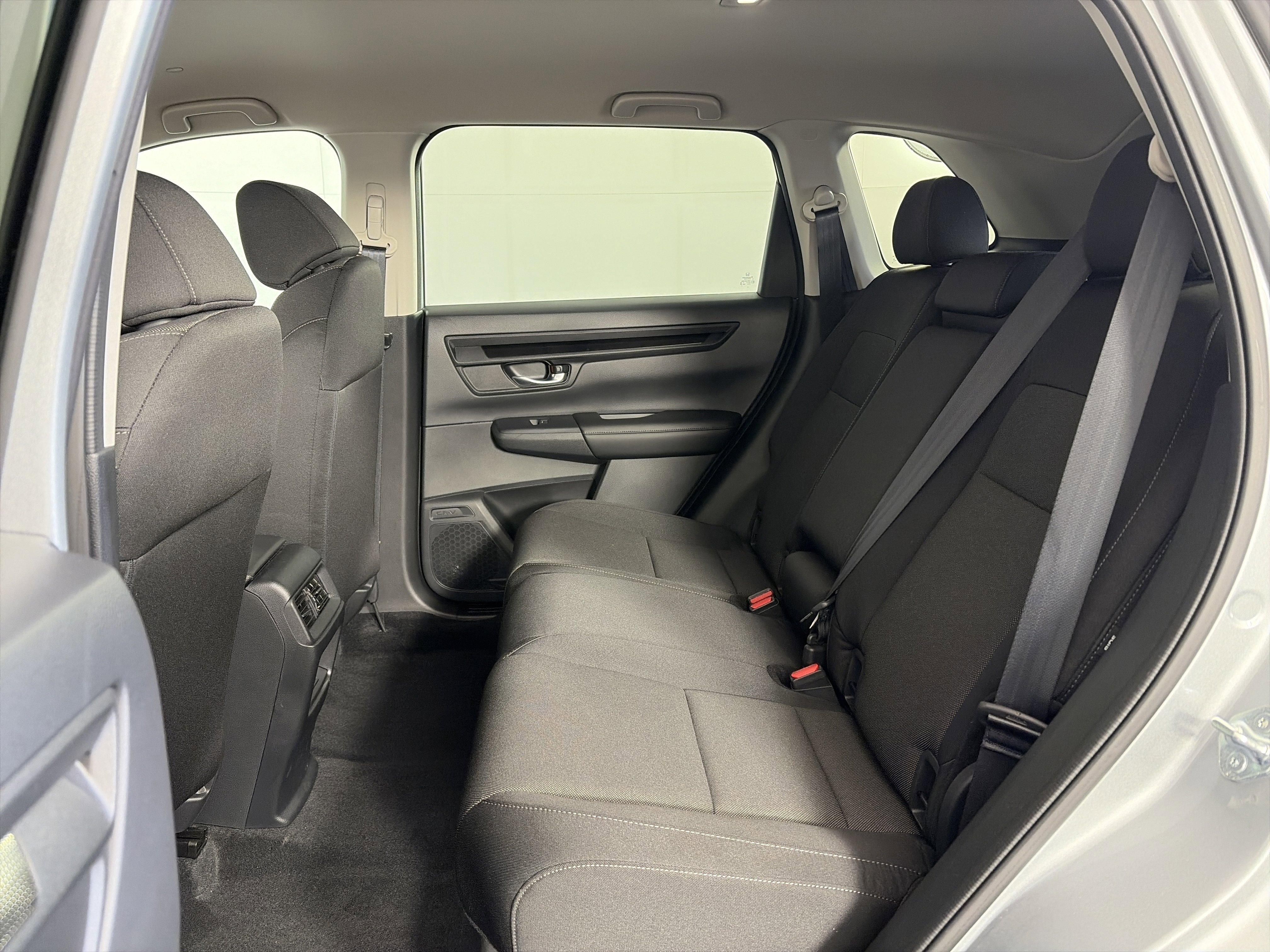 Used 2025 Honda CR-V LX image 7