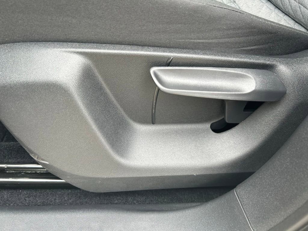 Certified 2025 Volkswagen Tiguan S FWD image 50