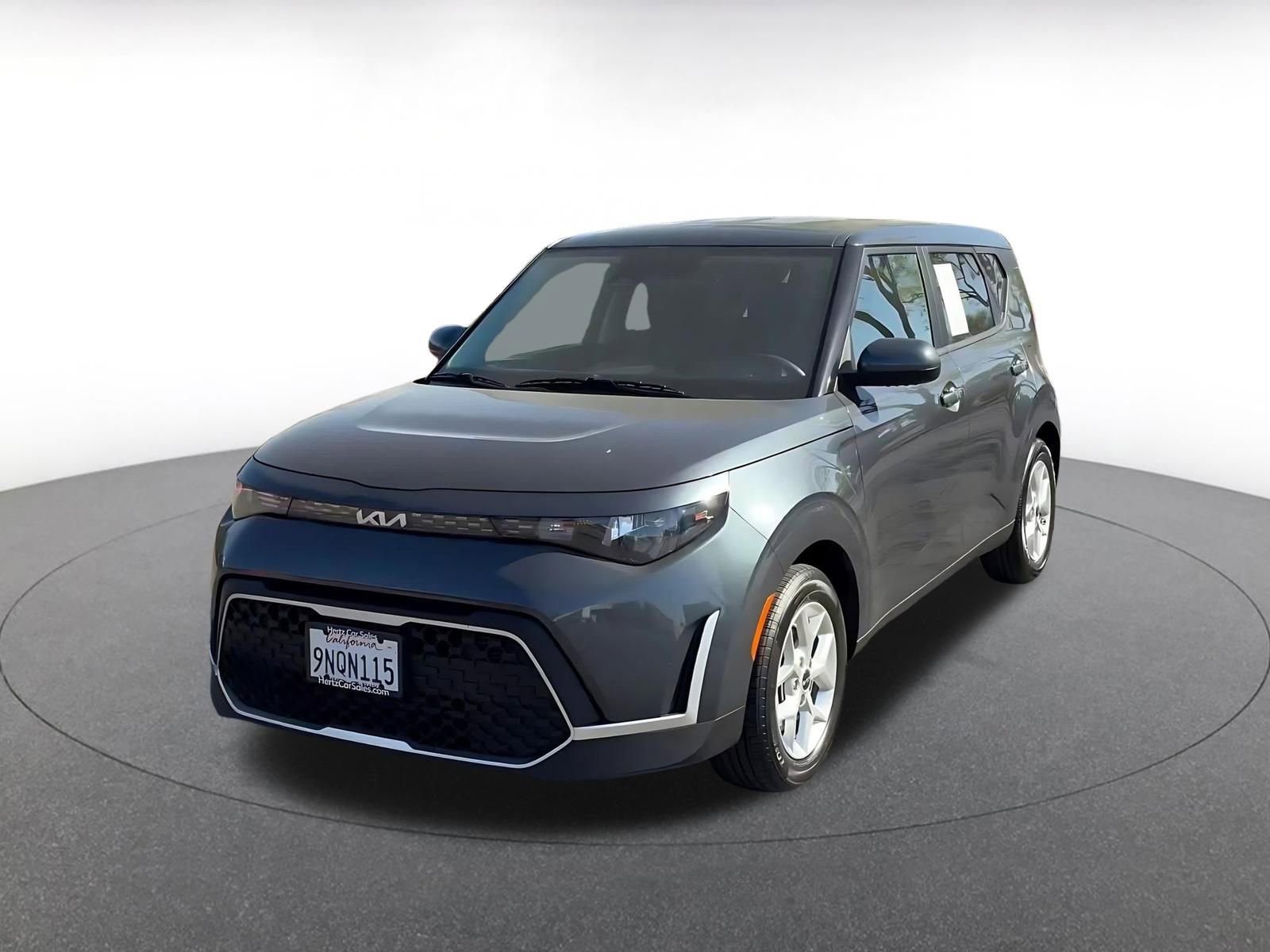 Used 2025 Kia Soul LX w/ LX Technology Package image 7