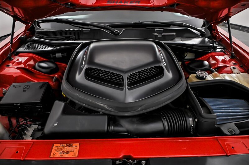 Used 2016 Dodge Challenger R/T Plus RWD image 13