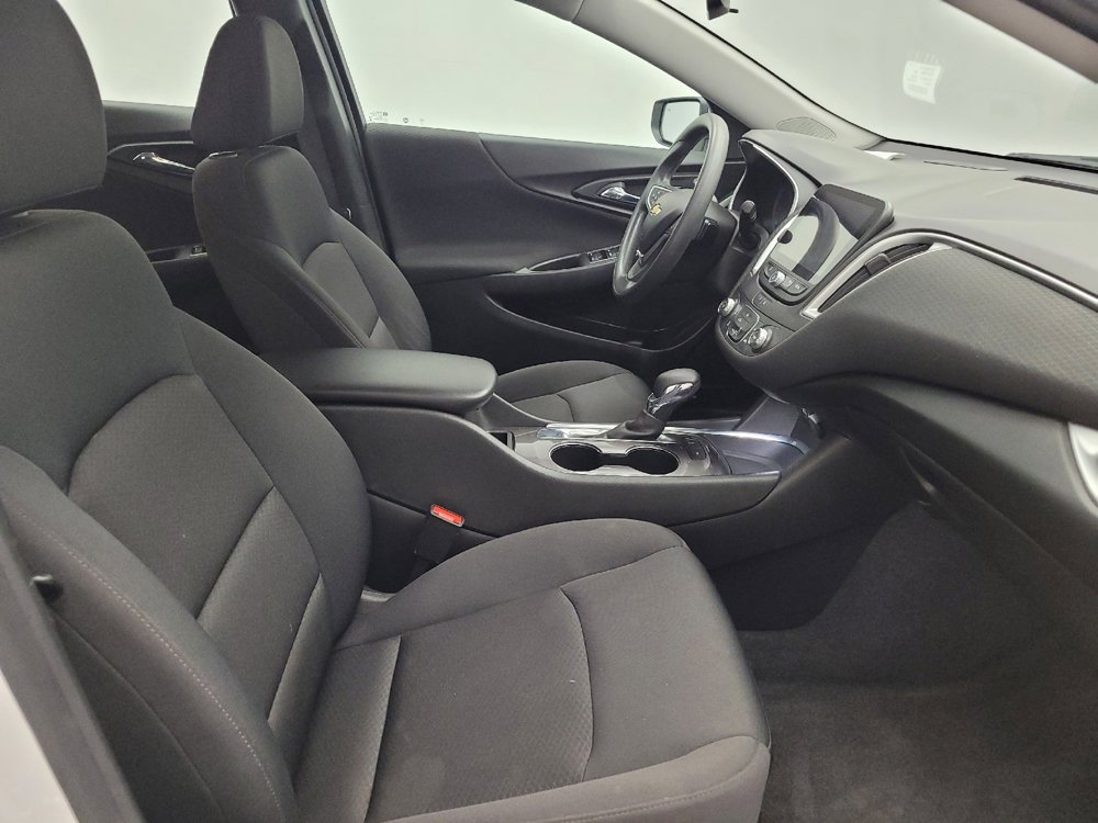 Used 2022 Chevrolet Malibu LS w/ Driver Confidence Package II image 21