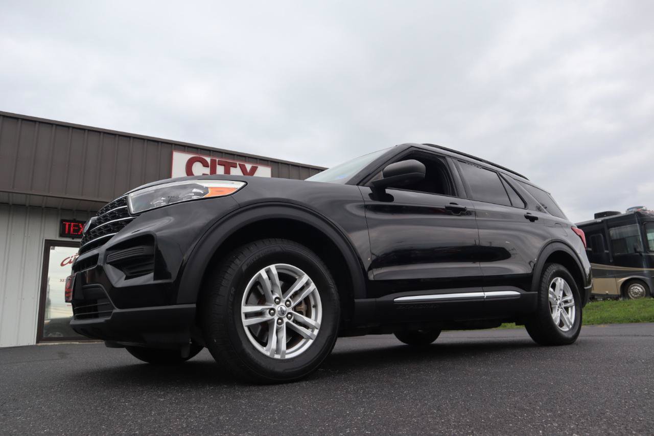 Used 2020 Ford Explorer XLT AWD/4WD image 17