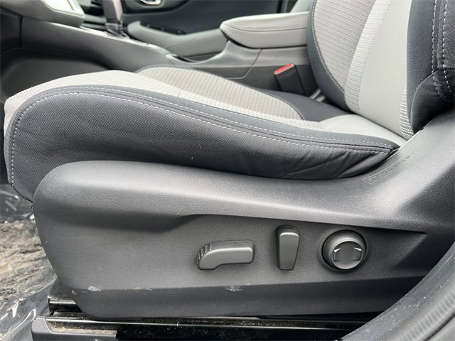 Used 2023 Subaru Outback Premium image 11