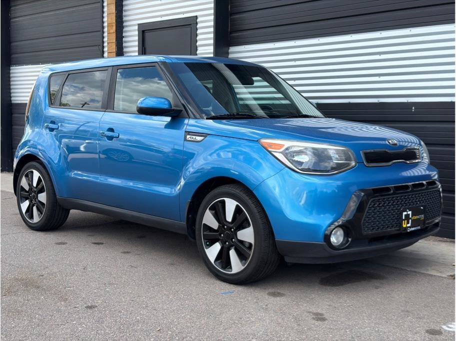 Used 2016 Kia Soul + w/ Designer's Package FWD image 11