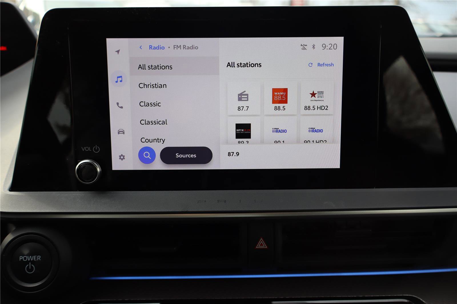 Used 2023 Toyota Prius XLE image 20