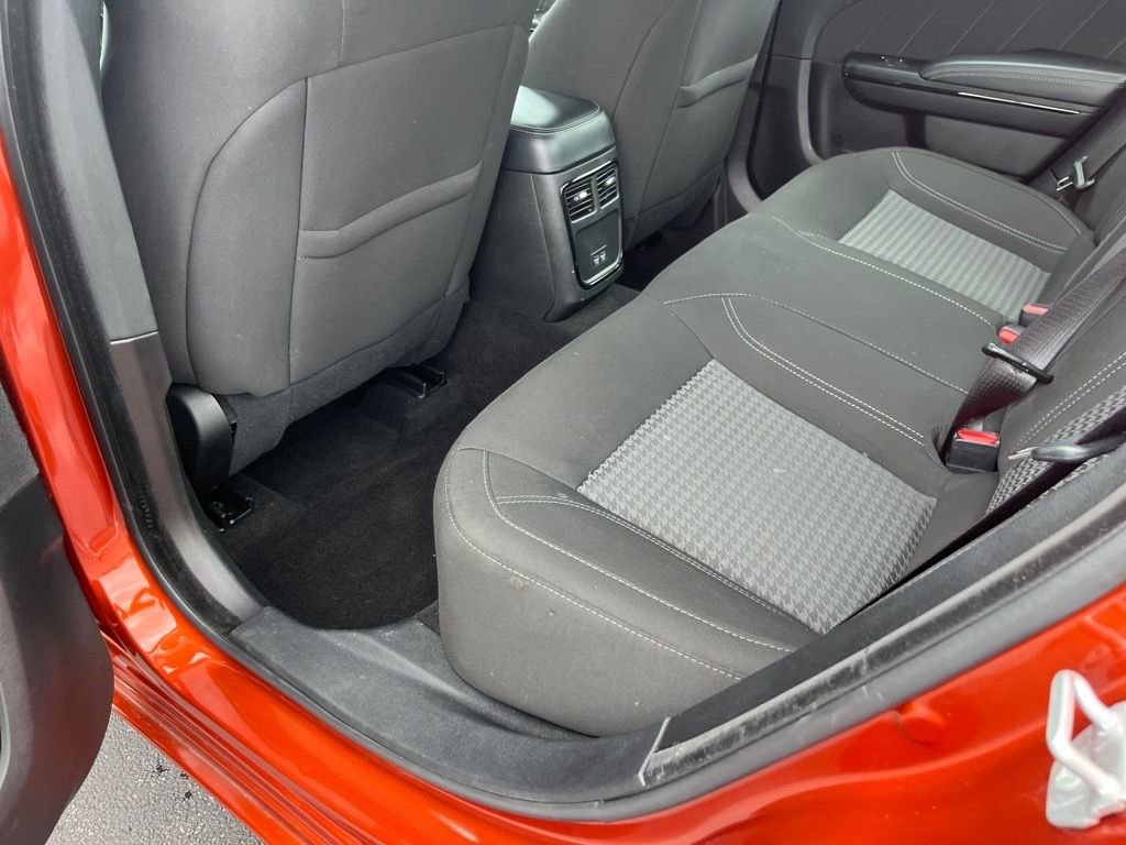 Used 2022 Dodge Charger SXT w/ Driver Convenience Group image 12