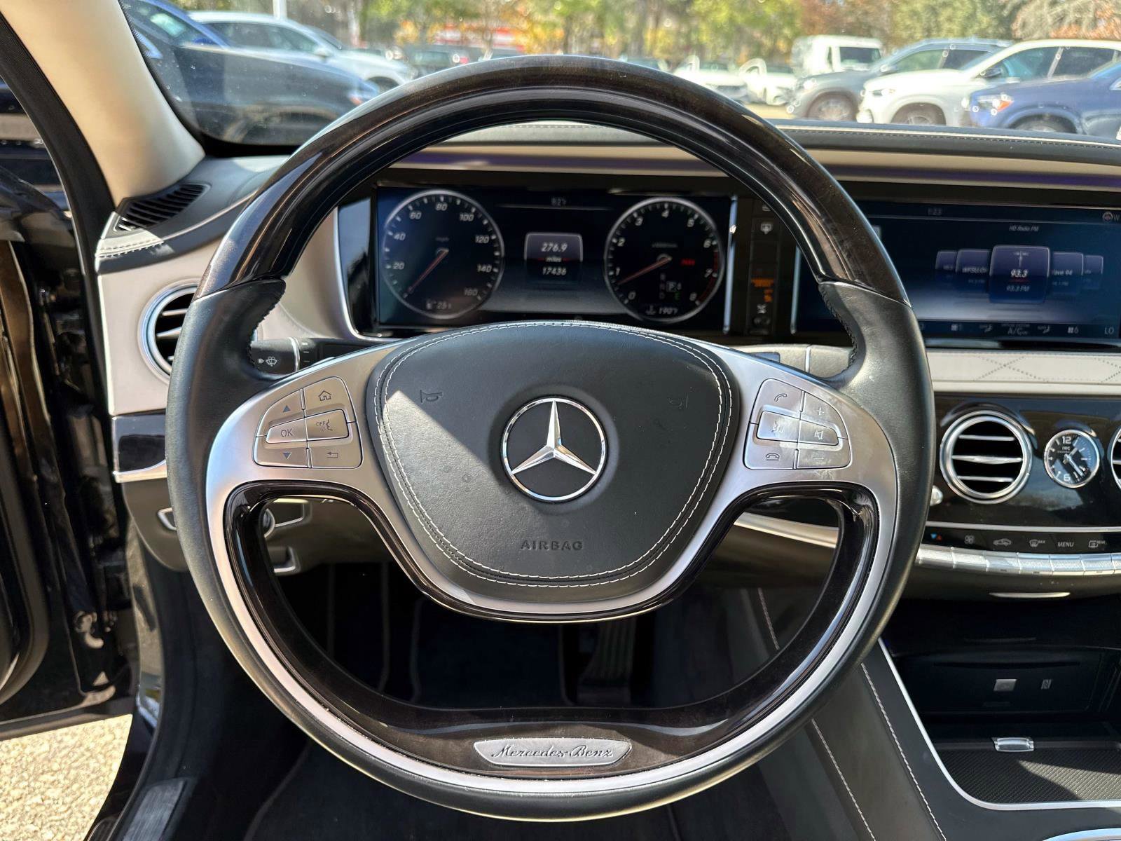 Used 2016 Mercedes-Benz Maybach S 600 image 23