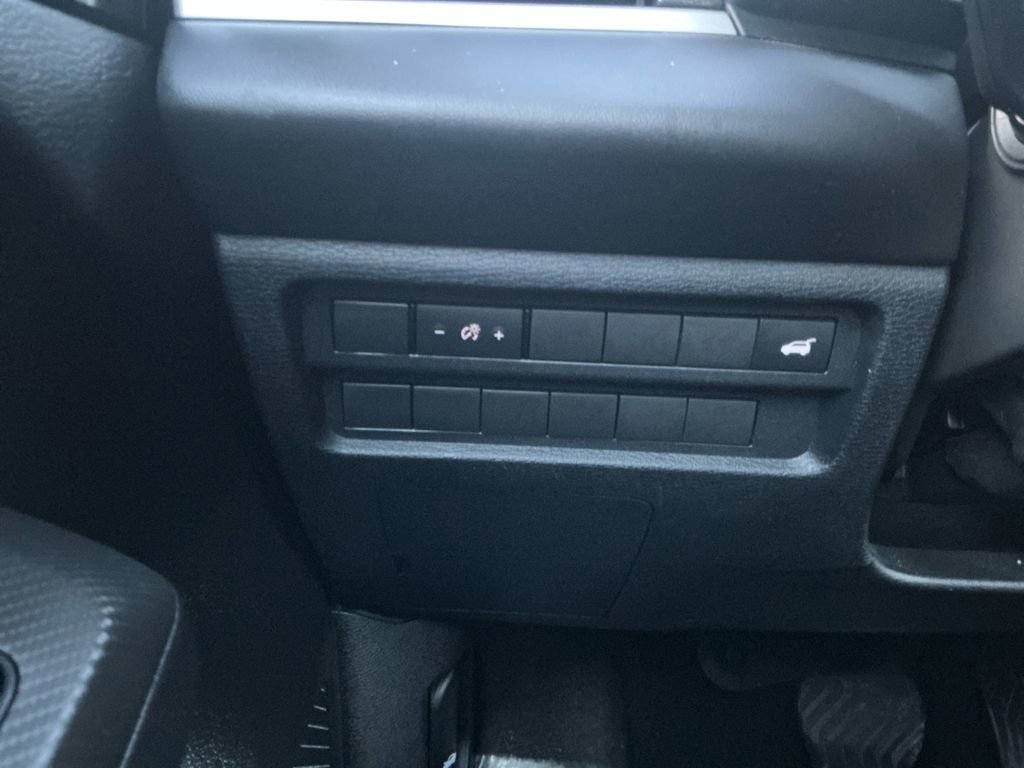 Used 2024 Mitsubishi Outlander SE Black Edition image 19