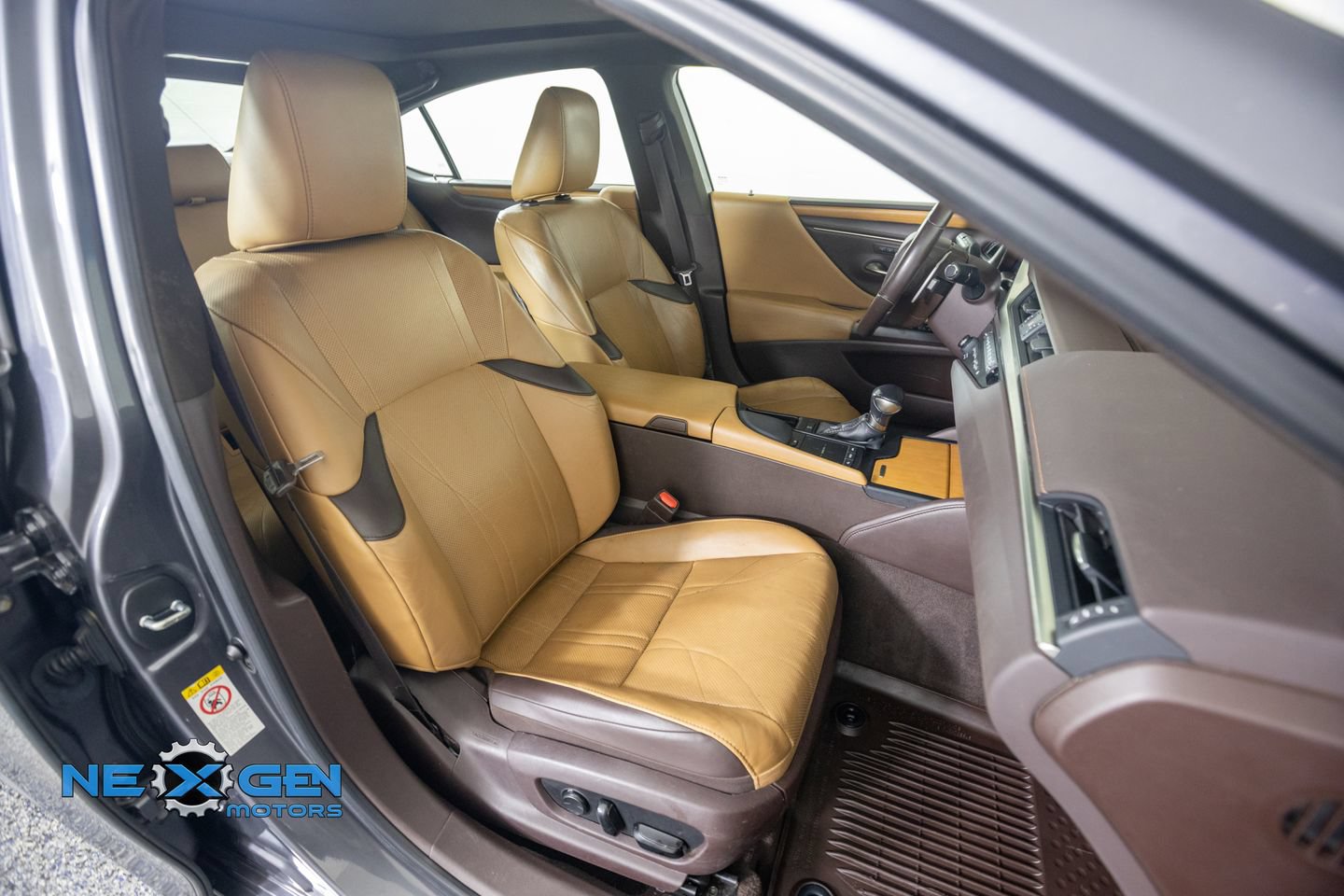 Used 2019 Lexus ES 350 w/ Accessory Package FWD image 43